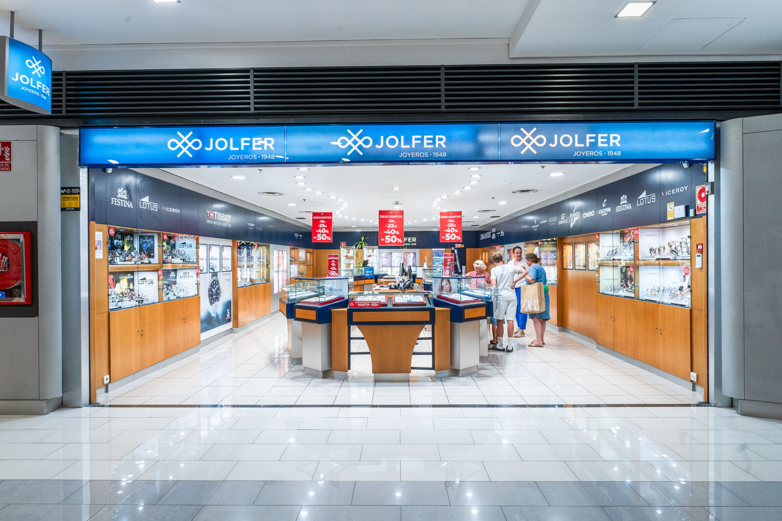 Jolfer Joyeros store front